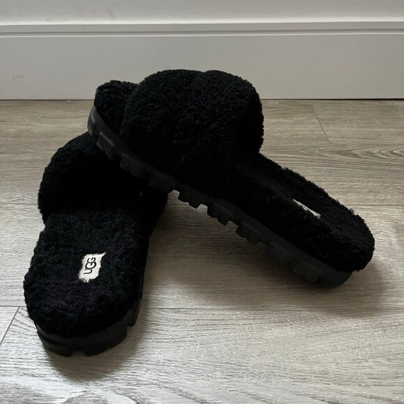 UGG Cozetta Curly Slide – Women’s Size 8 – Black – NEW with Light Try-On Marks - Picture 2 of 9